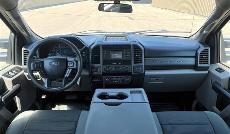 
								2019 Ford F-150 XL FX45 Crew Cab 4×4 full									