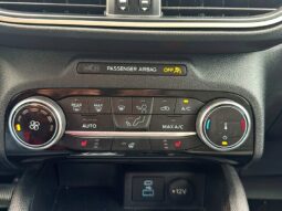 
										2022 Ford Escape SE AWD full									