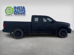 
										2017 Ram 1500 Quad Cab Express 4×4 5.7L Hemi full									