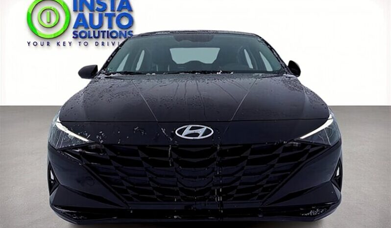 
								2023 Hyundai Elantra Preferred full									