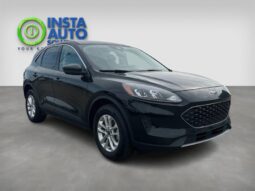 
										2022 Ford Escape SE AWD full									
