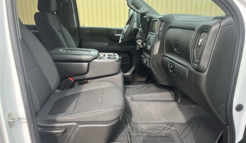
								2023 Chevrolet Silverado 2500 Diesel Custom Crew Cab 4×4 full									