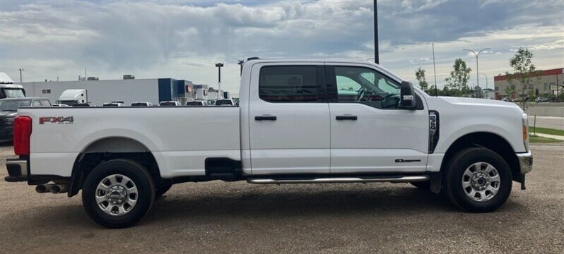 
								2023 Ford F-350 XLT FX4 Diesel Crew Cab 4×4 8ft Box full									
