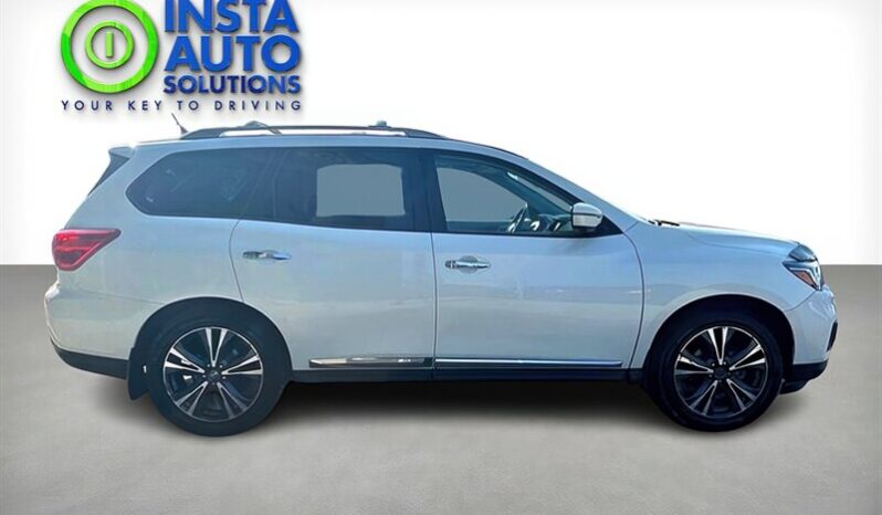 
								2017 Nissan Pathfinder Platinum 4X4 full									