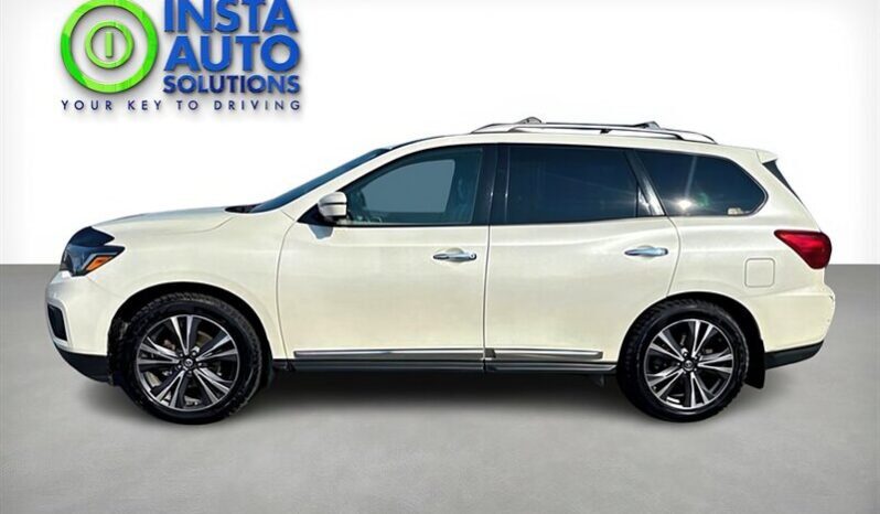 
								2017 Nissan Pathfinder Platinum 4X4 full									