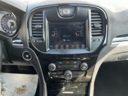 
										2018 Chrysler 300S full									