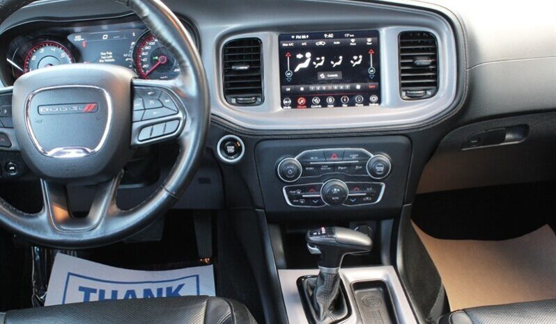 
								2023 Dodge Charger SXT Plus Black Top AWD full									