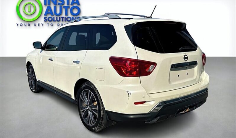 
								2017 Nissan Pathfinder Platinum 4X4 full									