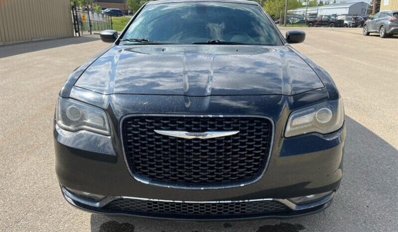 
								2018 Chrysler 300S full									