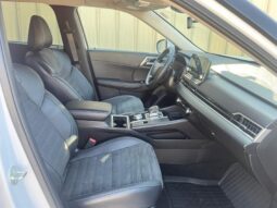 
										2024 Mitsubishi Outlander LE Limited AWD full									