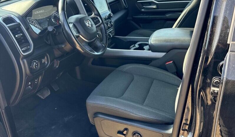 
								2021 Ram 1500 Big Horn Crew Cab 4×4 5.7L Hemi full									