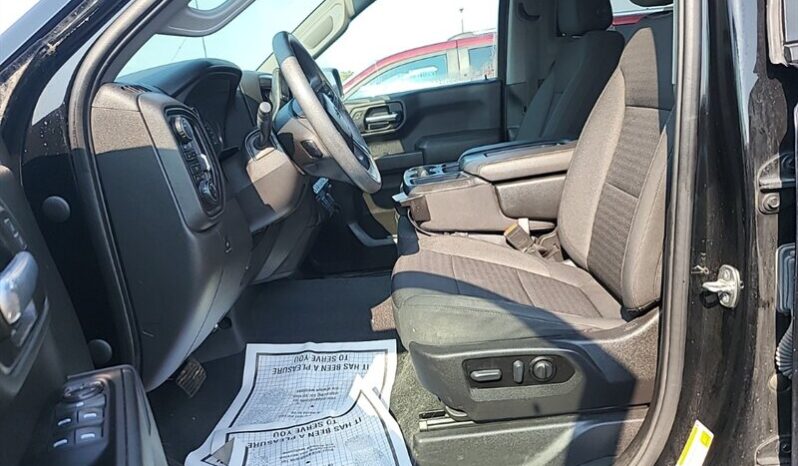 
								2022 Chevrolet Silverado Custom Trail Boss Crew Cab 4×4 full									
