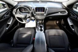 
										2023 Chevrolet Malibu LT Midnight Edition Sunroof full									