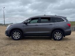 
										2019 Honda Pilot EX AWD full									
