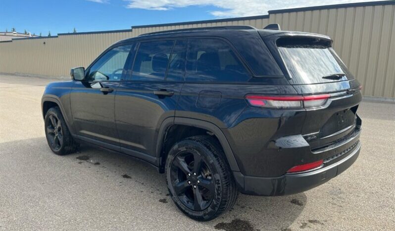 
								2023 Jeep Grand Cherokee Limited Black Pack 4×4 full									