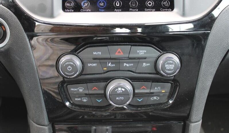 
								2023 Chrysler 300S AWD full									