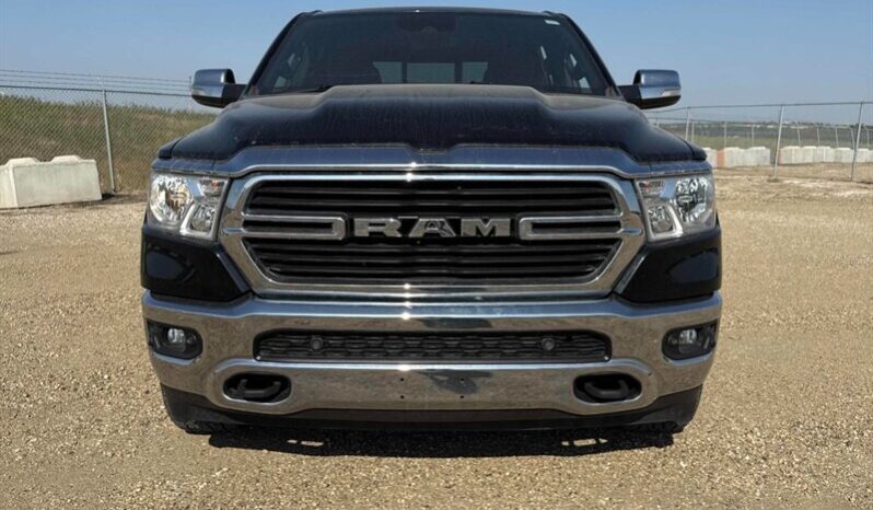 
								2021 Ram 1500 Big Horn Crew Cab 4×4 5.7L Hemi full									