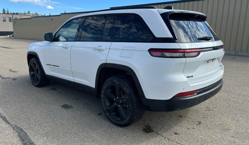 
								2023 Jeep Grand Cherokee Limited Black Pack 4×4 full									