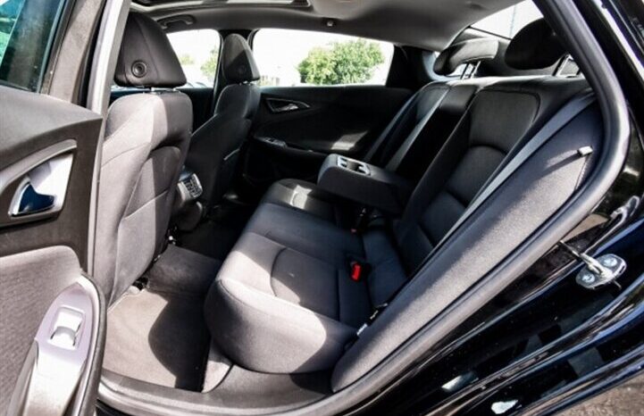
								2023 Chevrolet Malibu LT Midnight Edition Sunroof full									