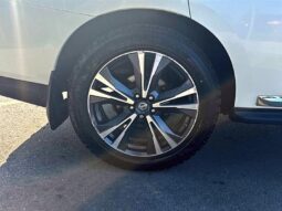
										2017 Nissan Pathfinder Platinum 4X4 full									
