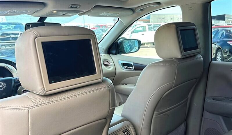 
								2017 Nissan Pathfinder Platinum 4X4 full									