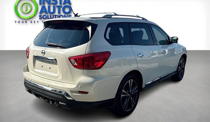 
								2017 Nissan Pathfinder Platinum 4X4 full									
