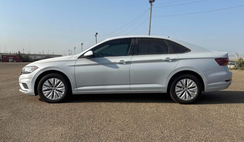 
								2019 VW Jetta Comfortline full									