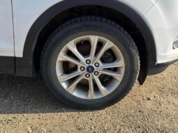 
										2017 Ford Escape SE AWD full									