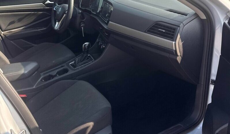 
								2019 VW Jetta Comfortline full									