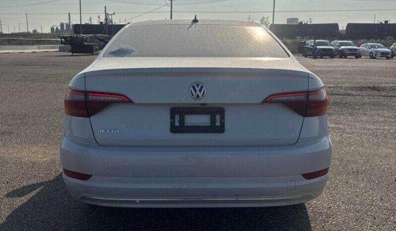 
								2019 VW Jetta Comfortline full									