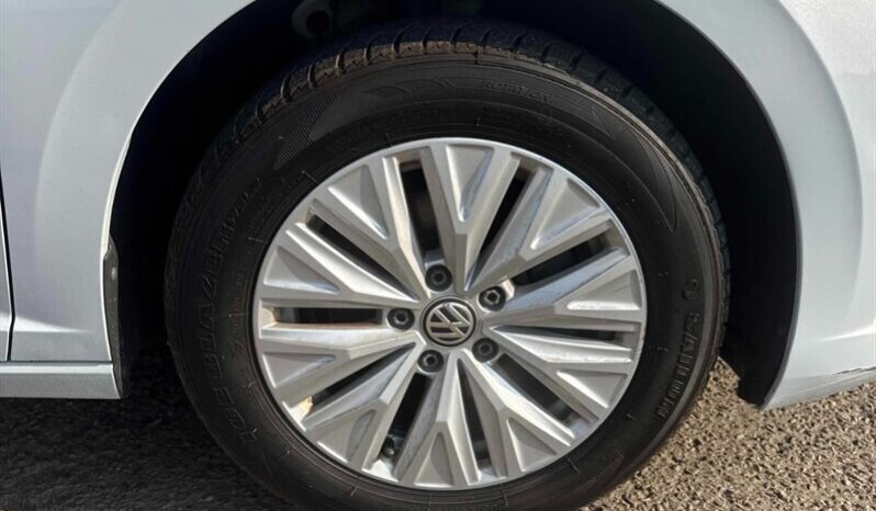 
								2019 VW Jetta Comfortline full									