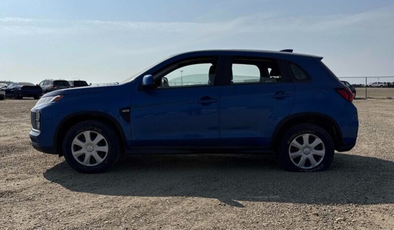 
								2020 Mitsubishi RVR SE AWC AWD full									