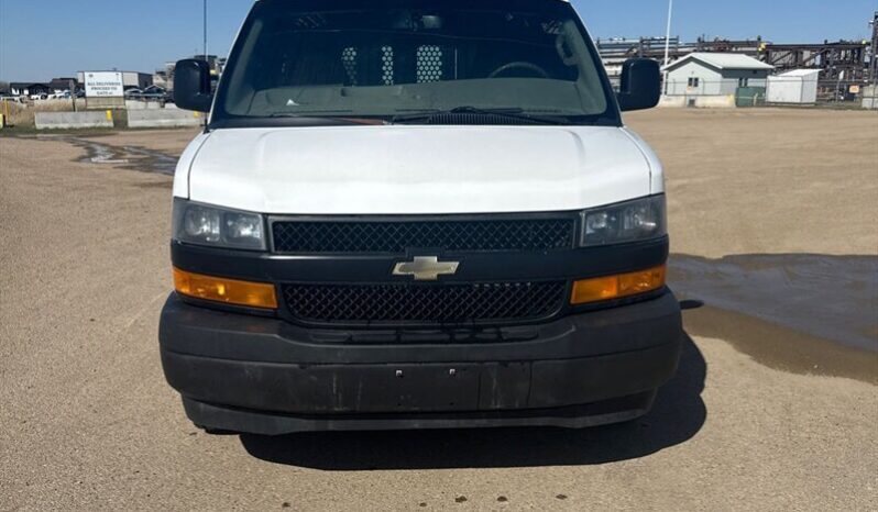 
								2019 Chevrolet Express 2500 Cargo Van full									