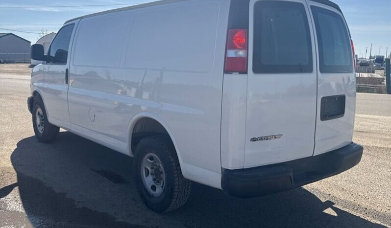 
								2019 Chevrolet Express 2500 Cargo Van full									