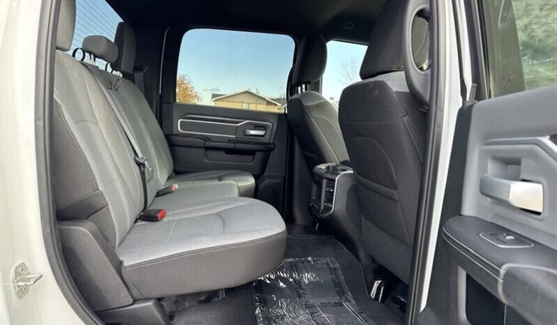 
								2023 Ram 2500 Big Horn Off Road Crew Cab 4×4 full									