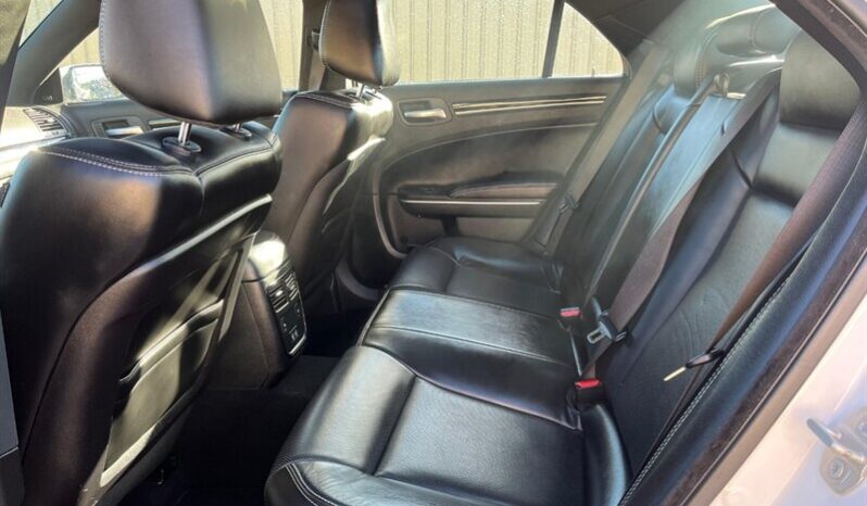 
								2023 Chrysler 300S full									