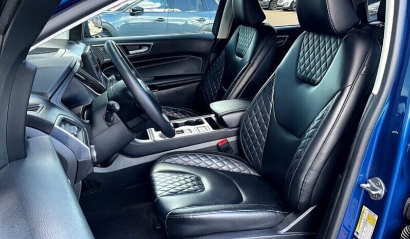 
								2024 Ford Edge Titanium Sunroof AWD full									
