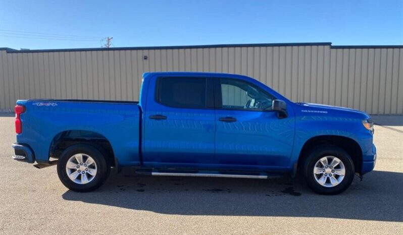 
								2022 Chevrolet Silverado 1500 Custom Crew Cab 4×4 full									