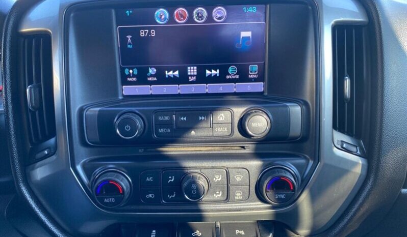 
								2018 Chevrolet Silverado 1500 LT Crew Cab 4×4 full									