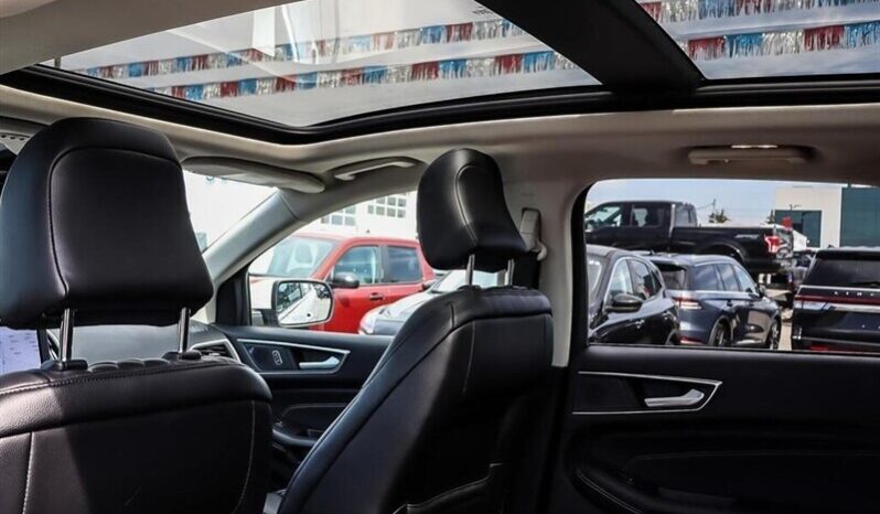 
								2024 Ford Edge Titanium Sunroof AWD full									