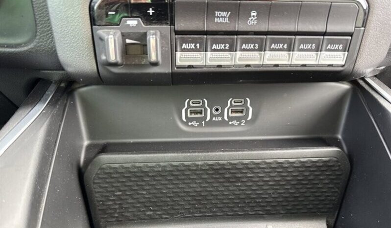 
								2023 Ram 2500 Big Horn Off Road Crew Cab 4×4 full									