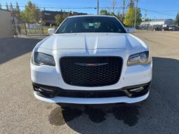 
										2023 Chrysler 300S full									