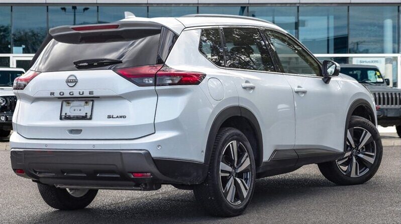 
								2024 Nissan Rogue SL Premium Leather Moonroof full									