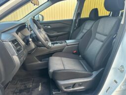 
										024 Nissan Rogue SV Premium AWD Moonroof full									