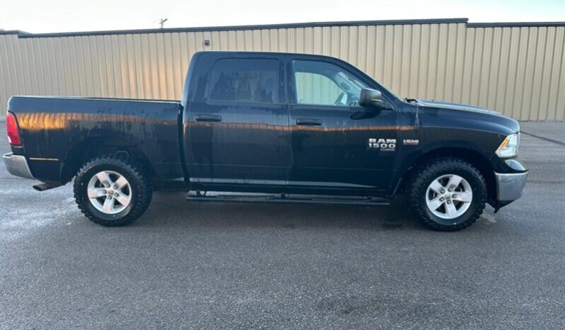 
								2022 Ram 1500 SLT Crew Cab 4×4 5.7L Hemi full									