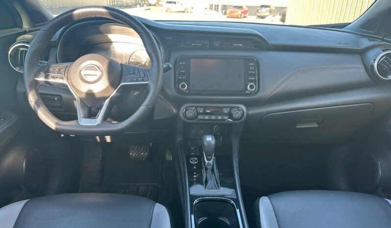 
								2024 Nissan Kicks SR Premium full									