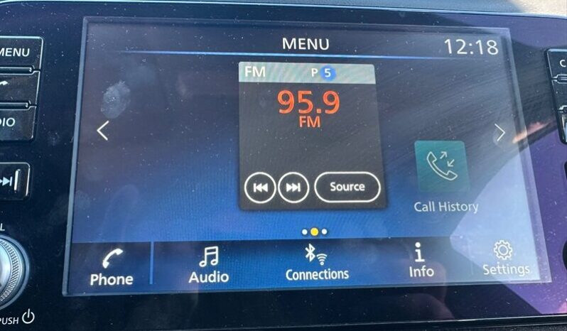 
								2024 Nissan Kicks SR Premium full									