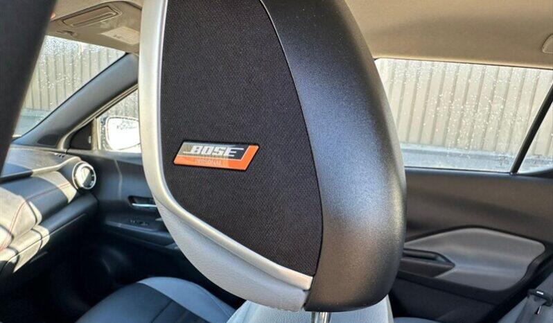 
								2024 Nissan Kicks SR Premium full									