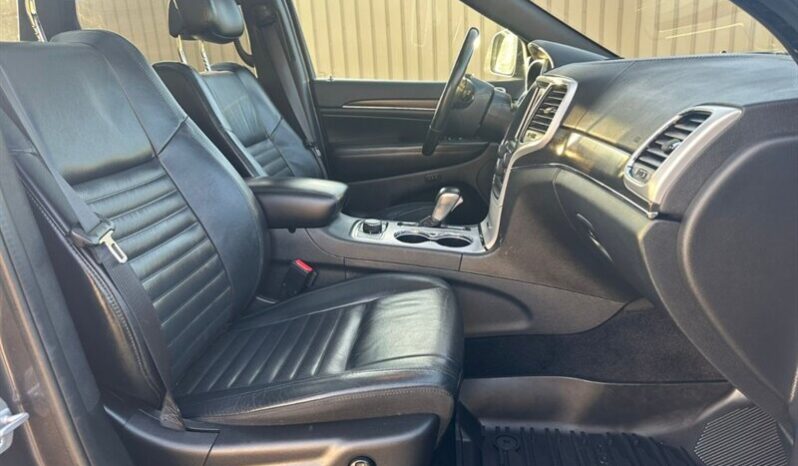 
								2018 Jeep Grand Cherokee Sterling Edition 4×4 5.7L Hemi full									