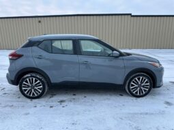 
										2024 Nissan Kicks SV full									